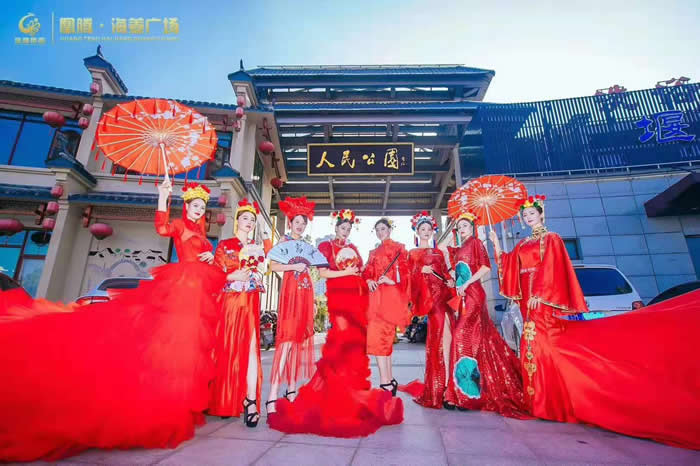 華燈璀璨 點(diǎn)亮姜堰10月26日凰騰·海姜廣場(chǎng)營銷中心盛大開放